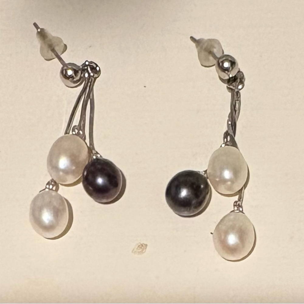 Elegant Silver and Pearl Drop Earrings